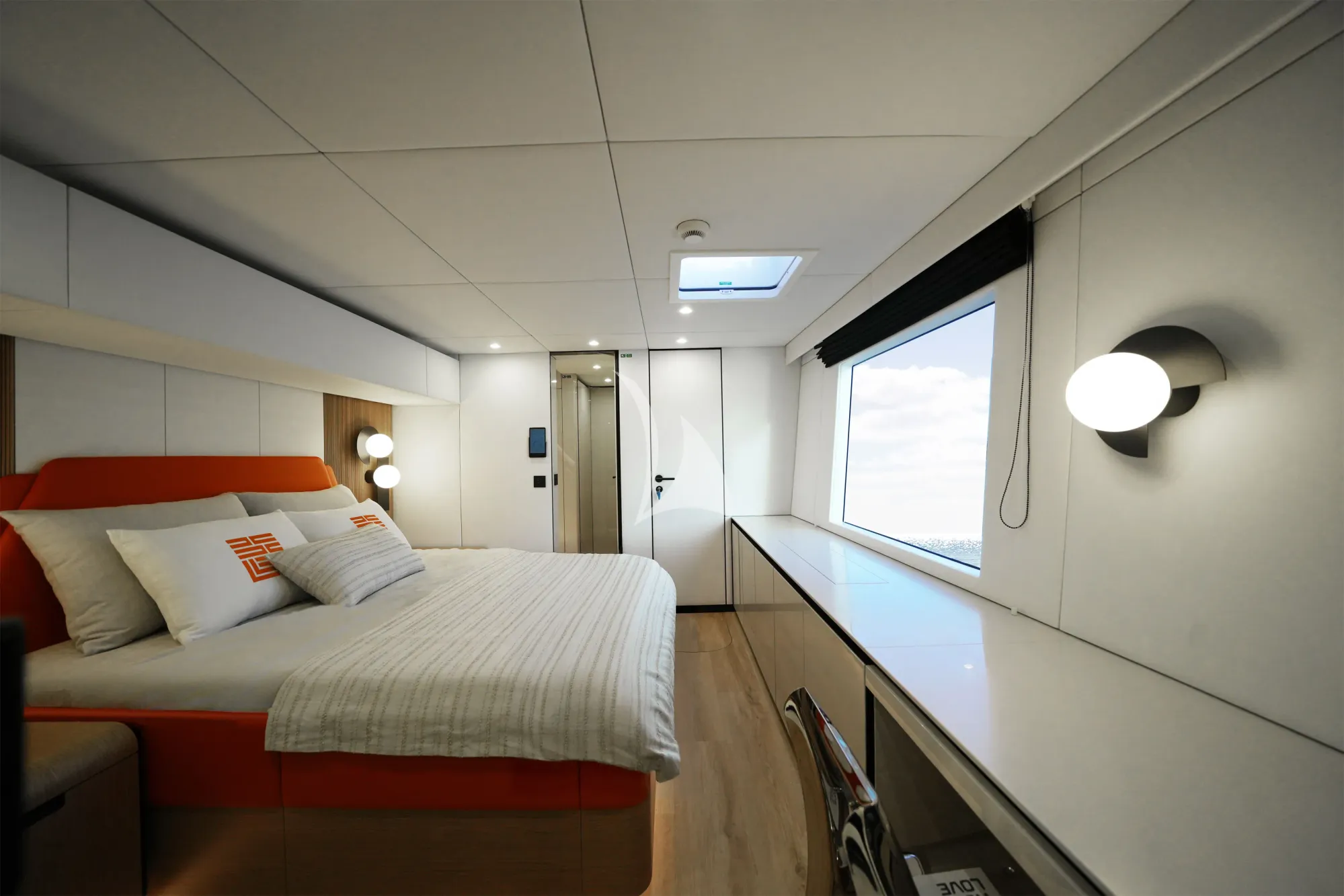 Charter Yacht BELLDIA - Sunreef 80 - 4 Cabins - Nassau - Exumas - Bahamas