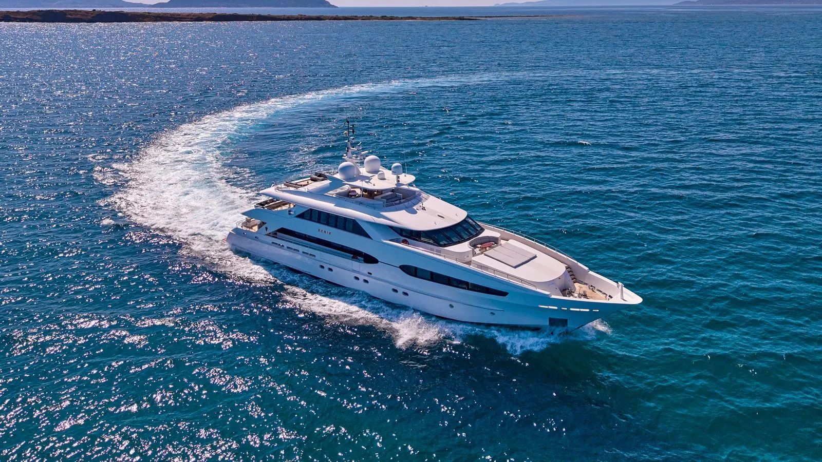 BENIK Heesen 1