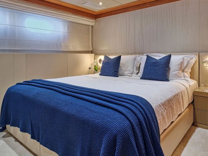 BENIK Heesen Double 2 BENIK Heesen Double 2