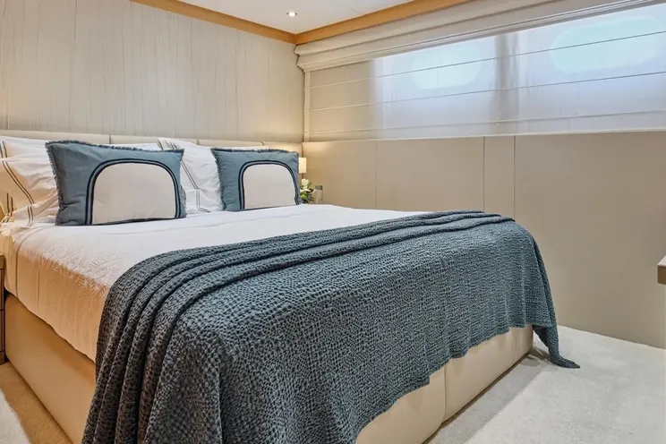 Charter Yacht BENIK I - Heesen 4000 - 7 Cabins - Athens - Mykonos - Paros - Cyclades - Greece