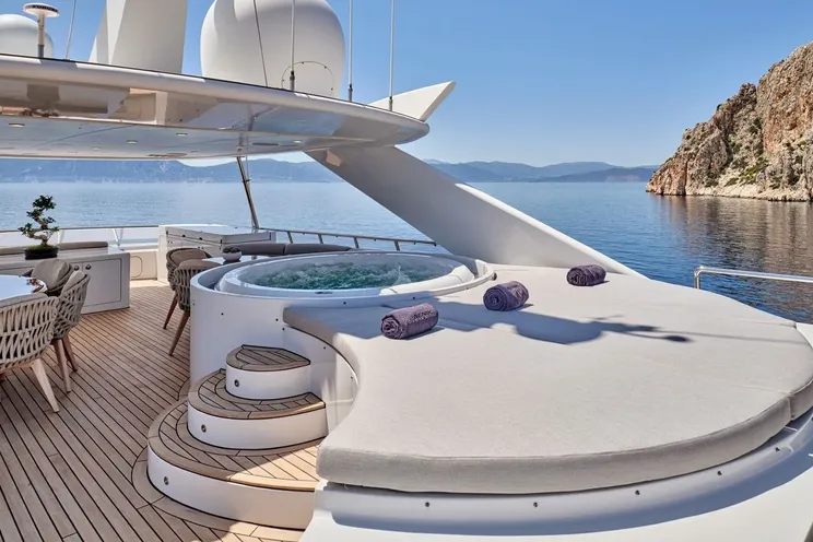 Charter Yacht BENIK I - Heesen 4000 - 7 Cabins - Athens - Mykonos - Paros - Cyclades - Greece