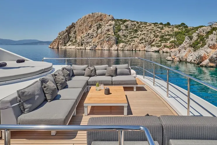 Charter Yacht BENIK I - Heesen 4000 - 7 Cabins - Athens - Mykonos - Paros - Cyclades - Greece