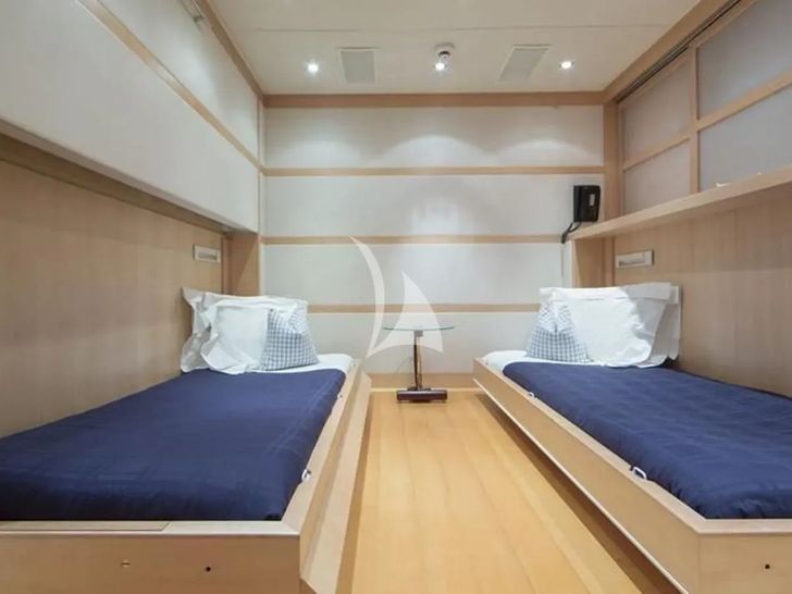 BENIK I Heesen 4000 - twin cabin 2 BENIK I Heesen 4000 - twin cabin 2