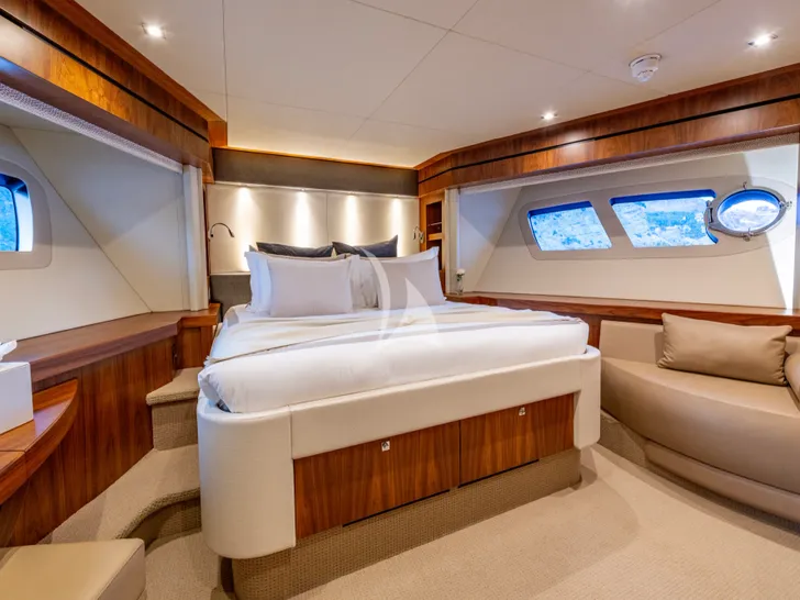 BEST OF ME Sunseeker 28m - VIP cabin 1 BEST OF ME Sunseeker 28m - VIP cabin 1