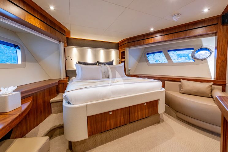 Charter Yacht BEST OF ME - Sunseeker 28m - 4 Cabins - Palma - Mallorca - Ibiza - Balearics - Spain