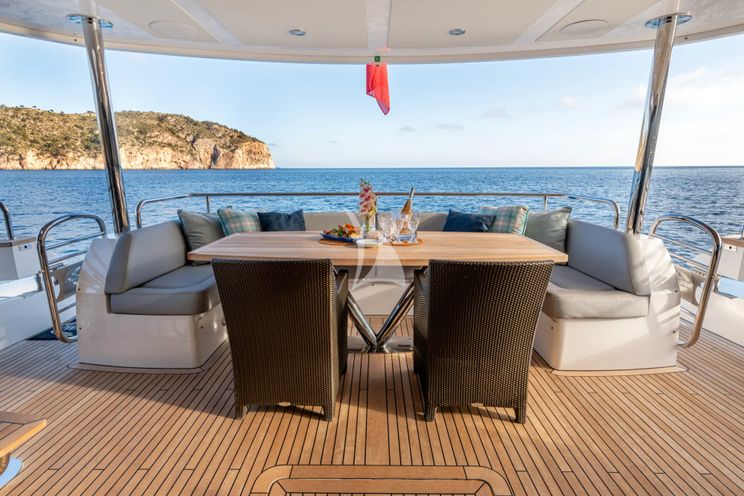 Charter Yacht BEST OF ME - Sunseeker 28m - 4 Cabins - Palma - Mallorca - Ibiza - Balearics - Spain