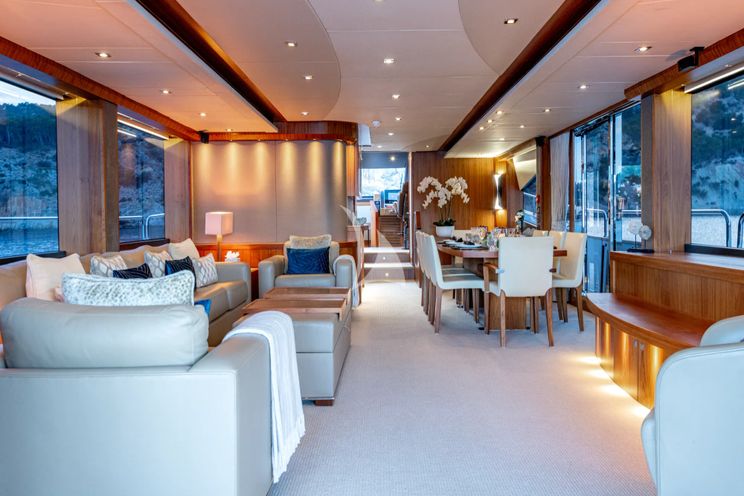 Charter Yacht BEST OF ME - Sunseeker 28m - 4 Cabins - Palma - Mallorca - Ibiza - Balearics - Spain