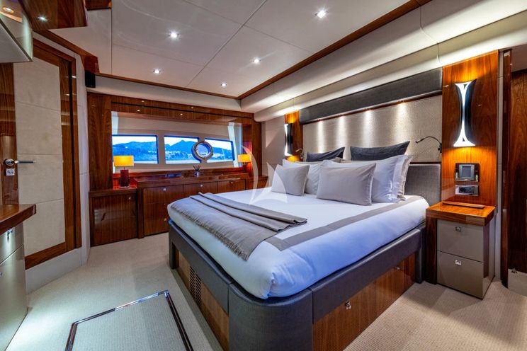 Charter Yacht BEST OF ME - Sunseeker 28m - 4 Cabins - Palma - Mallorca - Ibiza - Balearics - Spain