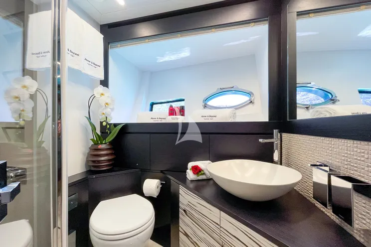 Charter Yacht BEYOND - Pershing 8X - 4 Cabins - Palma - Mallorca - Ibiza - Formentera - Balearics - Spain