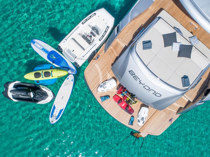 BEYOND Pershing 8X water toys BEYOND Pershing 8X water toys