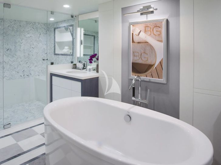 BG Feadship 46m - master cabin bathroom BG Feadship 46m - master cabin bathroom