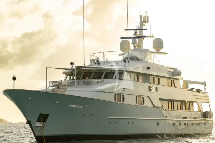 Charter Yacht BG - Feadship 46m - 6 Cabins - Nassau - Exumas - Bahamas