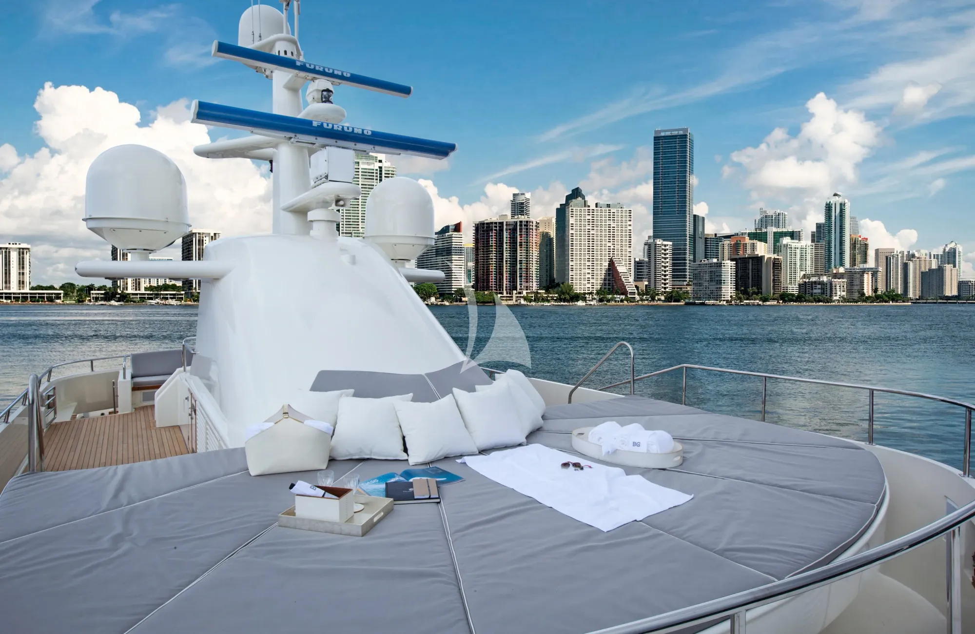 BG Feadship 46m - sundeck sunbathing area