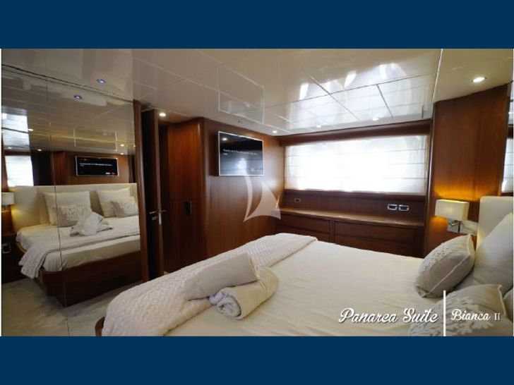 BIANCA II Canados 72 VIP cabin
