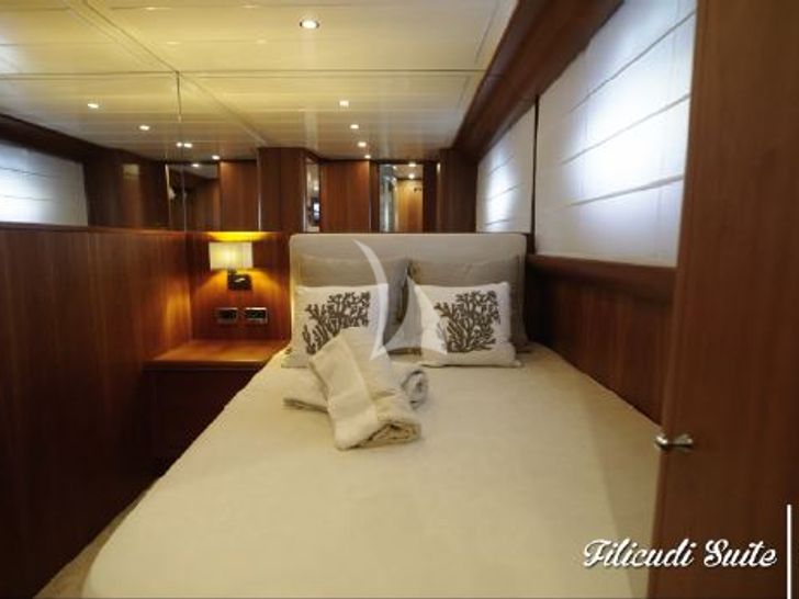 BIANCA II Canados 72 guest cabin BIANCA II Canados 72 guest cabin