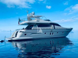Luxury Crewed Motor Yacht OCEANA - Oceanfast 55m - 5 Cabins