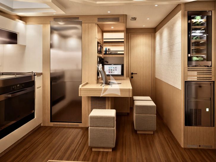 BIANCA II Pardo 26m - galley and navigation center BIANCA II Pardo 26m - galley and navigation center