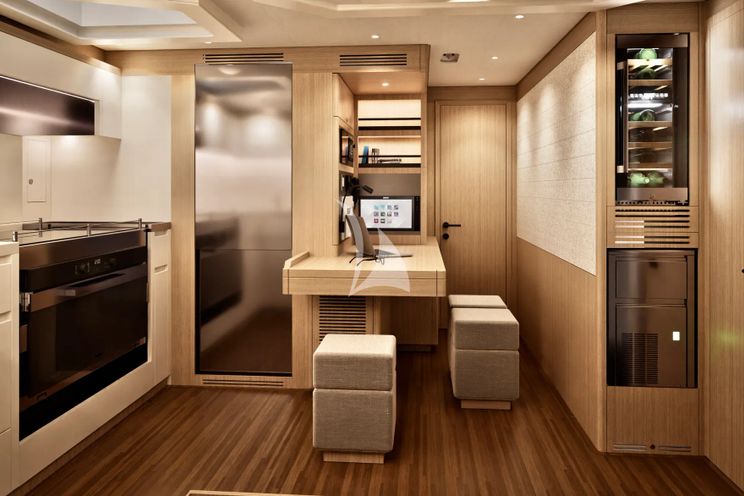 Charter Yacht BIANCA II - Pardo 26m - 4 Cabins - Genoa - Liguria - La Spezia - Italian Riviera