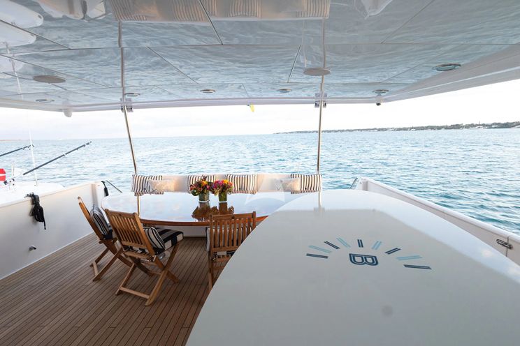 Charter Yacht BIRDY - Broward 110 - 4 Cabins - Nassau - Exumas - Bahamas