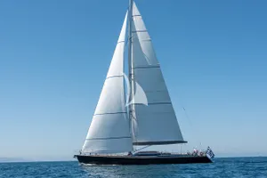 BLACK LION - Perini Navi 30m - 4 Cabins - Athens - Mykonos - Paros - Cyclades - Greece BLACK LION - Perini Navi 30m - 4 Cabins - Athens - Mykonos - Paros - Cyclades - Greece
