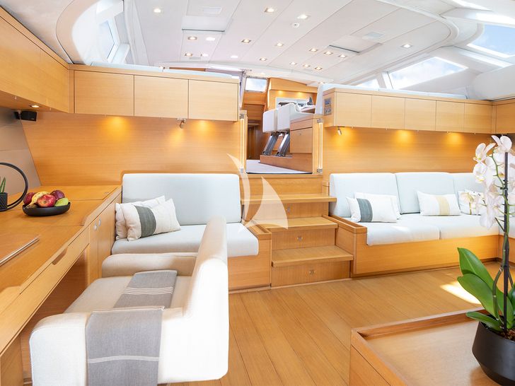 BLACK LION Perini Navi 30m - seating and working area BLACK LION Perini Navi 30m - seating and working area
