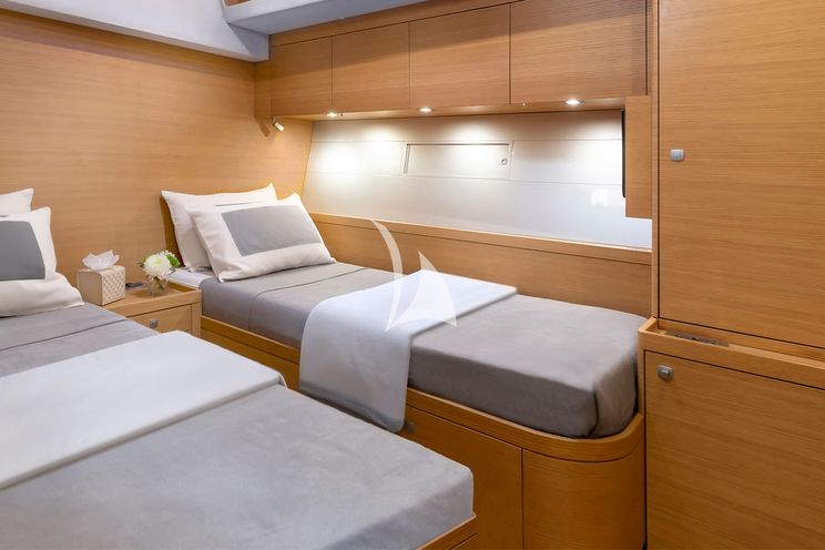 Charter Yacht BLACK LION - Perini Navi 30m - 4 Cabins - Athens - Mykonos - Paros - Cyclades - Greece