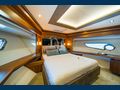 BLACK MAMBA Sunseeker 86 Yacht master cabin bed