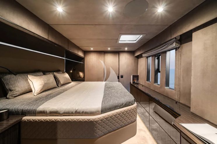 Charter Yacht BLACK RAPTOR - Sunreef 60 - 4 Cabins - Saint Laurent du Var - Cannes - St Tropez - Monaco - France