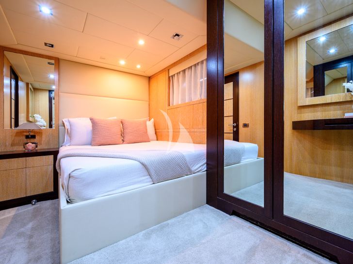 BLANC Mangusta 23m VIP cabin convertible to twin BLANC Mangusta 23m VIP cabin convertible to twin