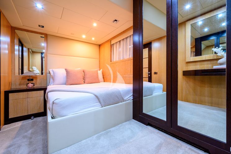 Charter Yacht BLANC - Mangusta 23m - 2 Cabins - Sydney - Whitsunday Islands - East Coast Australia