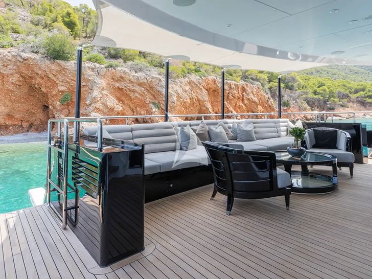 BLISS Heesen 44m - main aft deck BLISS Heesen 44m - main aft deck