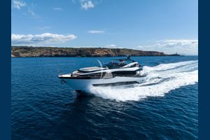 BLUE INFINITY ONE- Sunseeker 95 Yacht - 5 Cabins - Palma - Mallorca - Ibiza - Formentera - Balearics - Spain