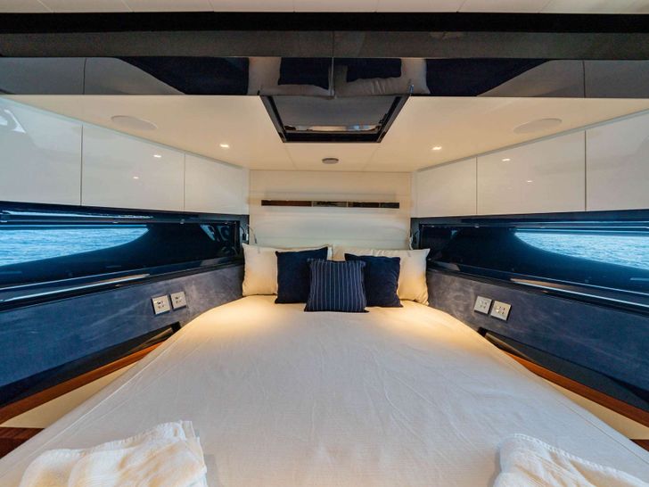 BLUE SHARK Riva 66 Ribelle - VIP cabin BLUE SHARK Riva 66 Ribelle - VIP cabin