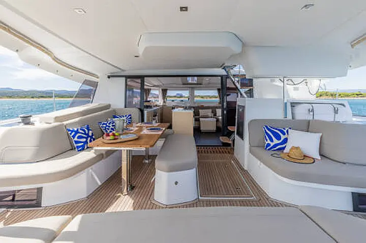 BLUE ARGO Fountaine Pajot New 44 - aft deck