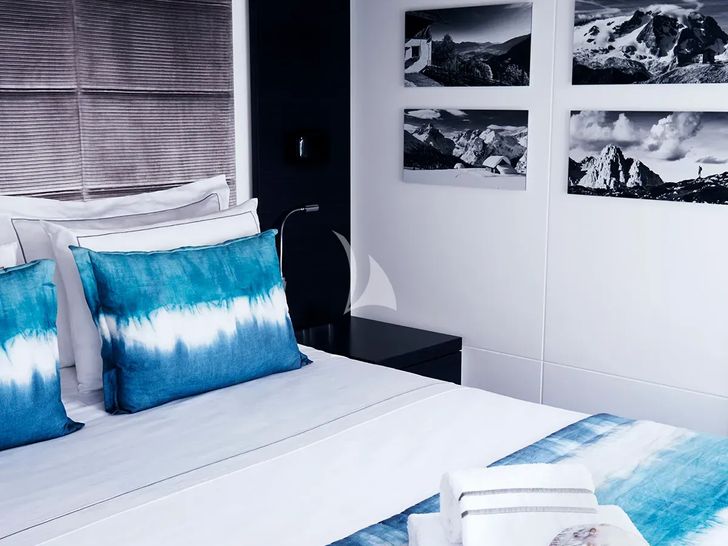 BLUE DEER Sunreef 74 - VIP cabin BLUE DEER Sunreef 74 - VIP cabin