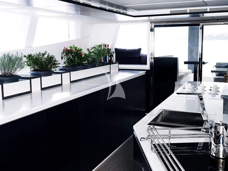 BLUE DEER Sunreef 74 - galley BLUE DEER Sunreef 74 - galley