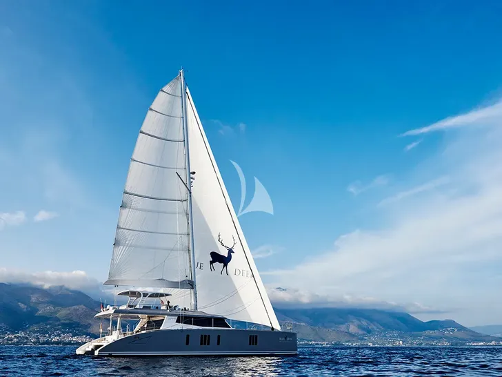 BLUE DEER Sunreef 74 - side profile BLUE DEER Sunreef 74 - side profile
