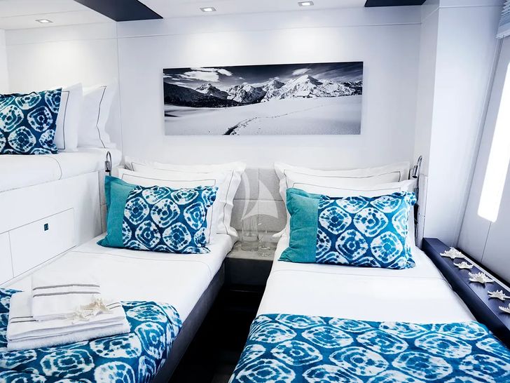 BLUE DEER Sunreef 74 - twin cabin with Pullman BLUE DEER Sunreef 74 - twin cabin with Pullman