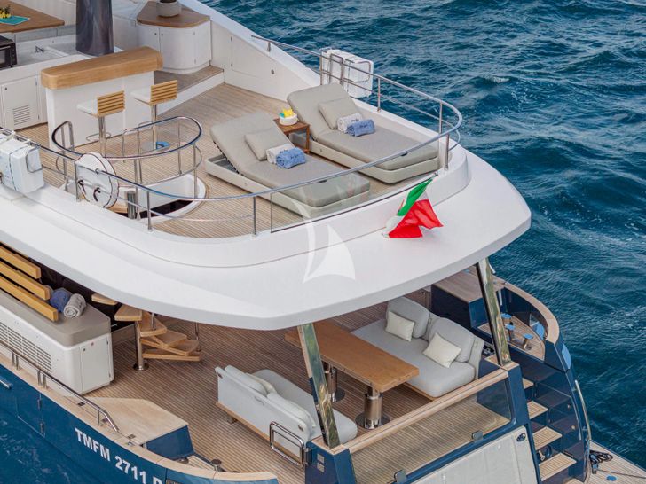 BLUE EYES Azimut Magellano 25M - aerial aft shot BLUE EYES Azimut Magellano 25M - aerial aft shot