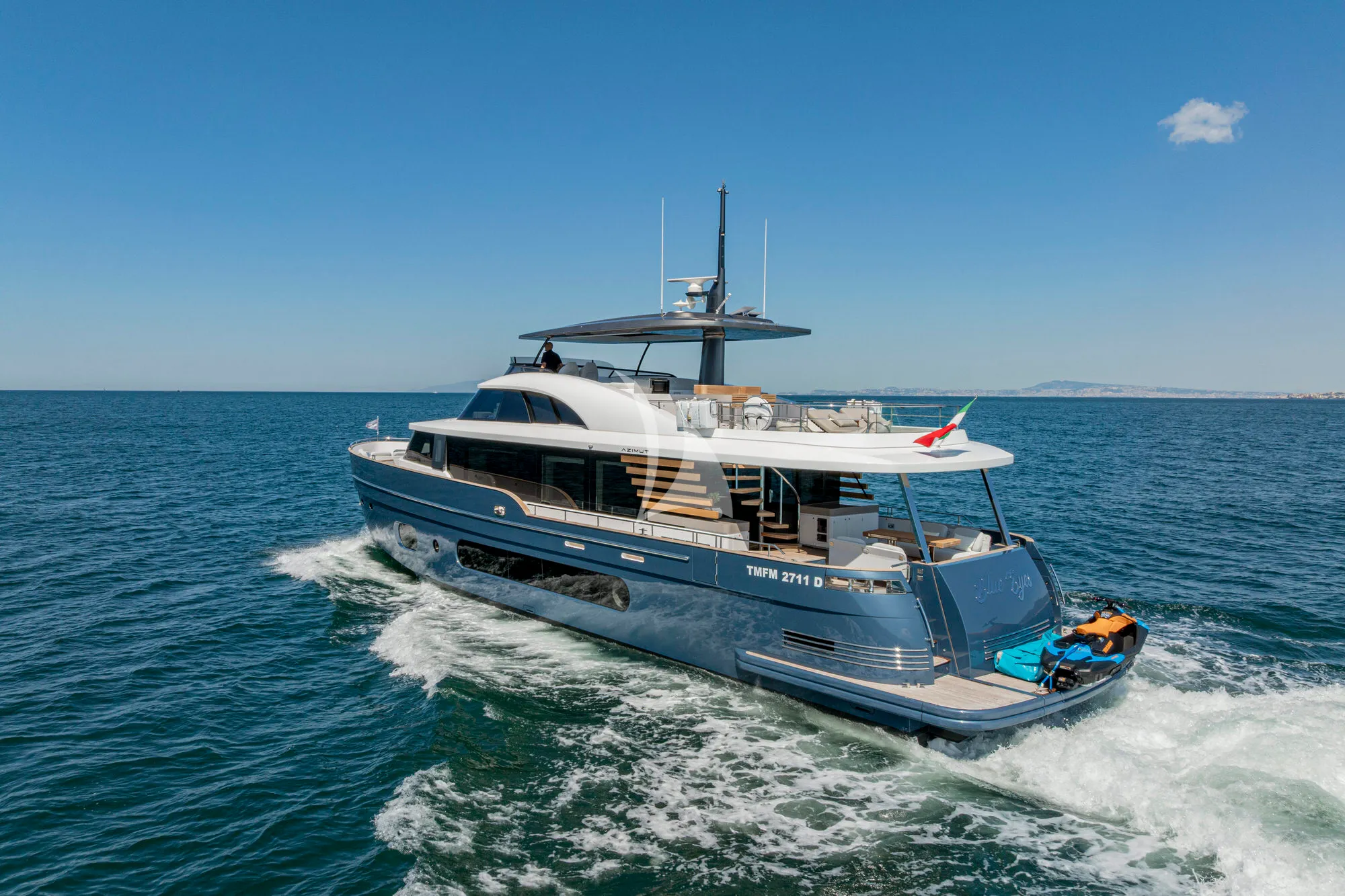 Charter Yacht BLUE EYES - Azimut Magellano 25M - 4 Cabins - Naples - Castellamare di Stabia - Capri - Positano - Amalfi Coast