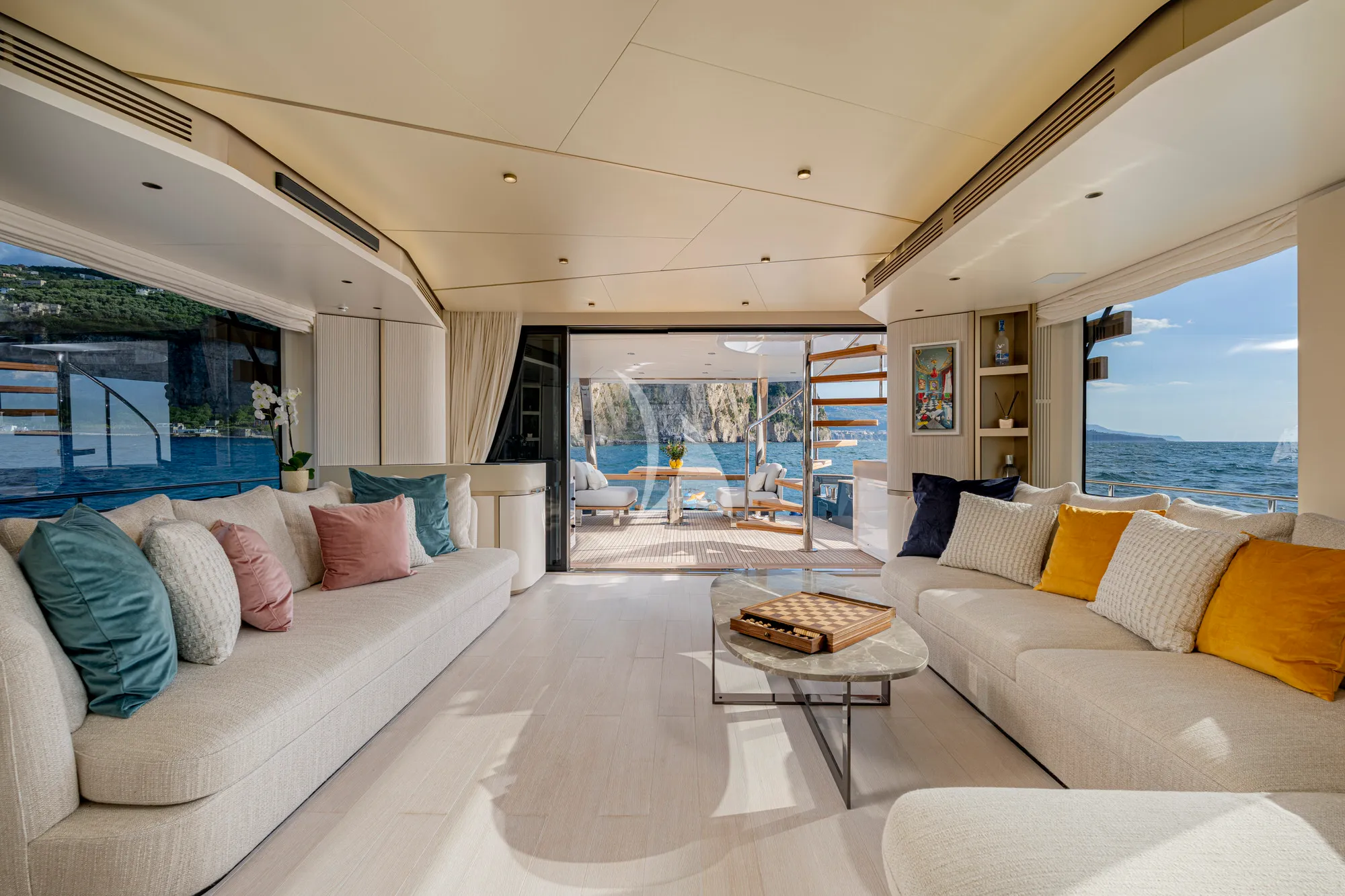 Charter Yacht BLUE EYES - Azimut Magellano 25M - 4 Cabins - Naples - Castellamare di Stabia - Capri - Positano - Amalfi Coast