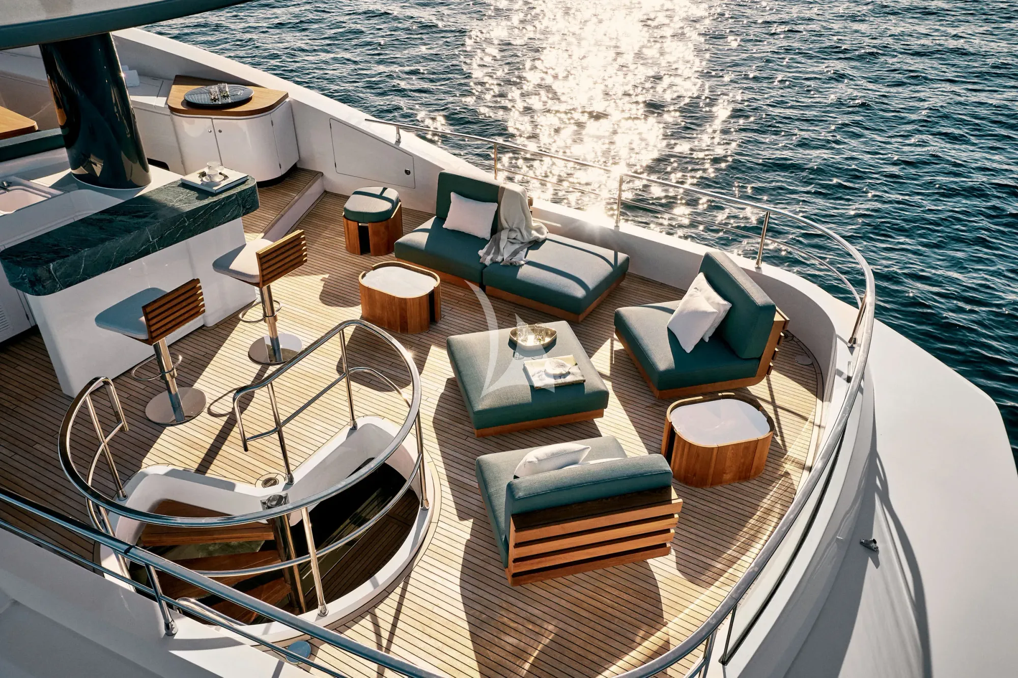 BLUE EYES Azimut Magellano 25M - sundeck aft