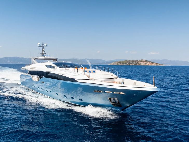 BLUE MOON Admiral 44m - cruising BLUE MOON Admiral 44m - cruising