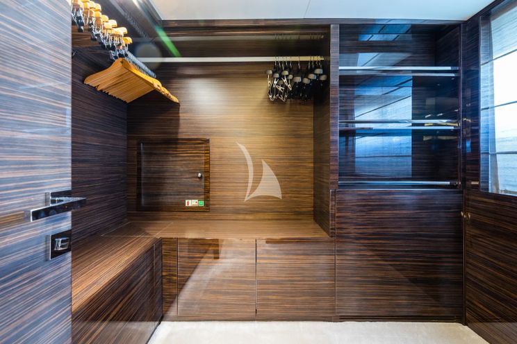 Charter Yacht BLUE MOON - Admiral 44m - 5 Cabins - Monaco - Cannes - St Tropez - Nice - Antibes - French Riviera