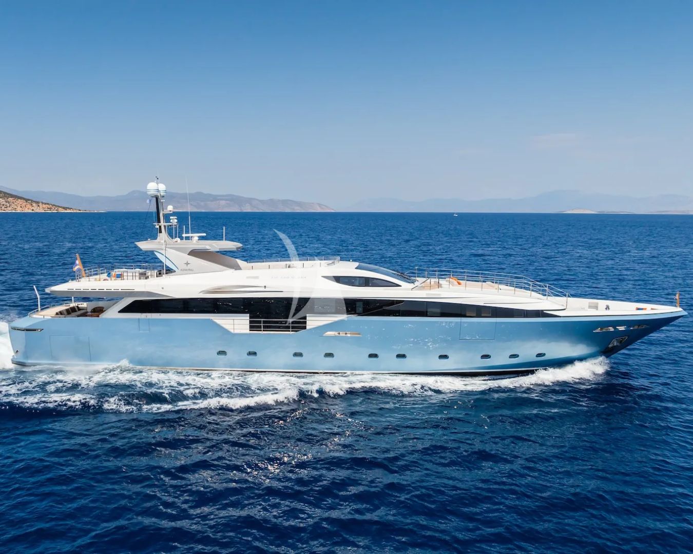 BLUE MOON - Admiral 44m - 5 Cabins - Monaco - Cannes - St Tropez - Nice - Antibes - French Riviera