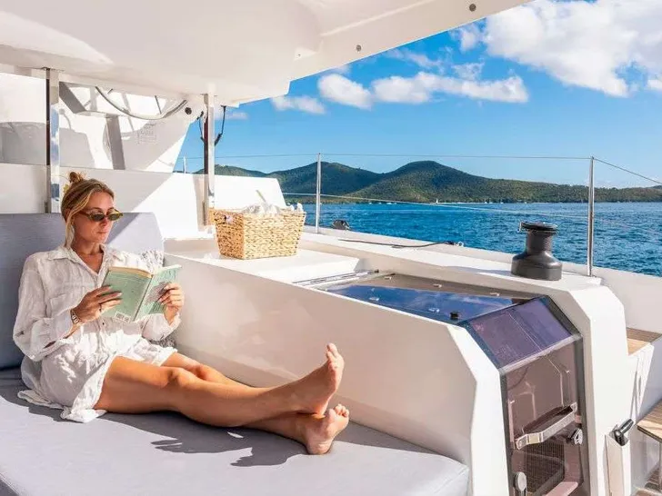 BLUE ONE Fountaine Pajot Aura 51 - aft deck sun awning BLUE ONE Fountaine Pajot Aura 51 - aft deck sun awning