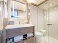 BOA VIDA Ocean Alexander 35R - VIP cabin 2 bathroom BOA VIDA Ocean Alexander 35R - VIP cabin 2 bathroom