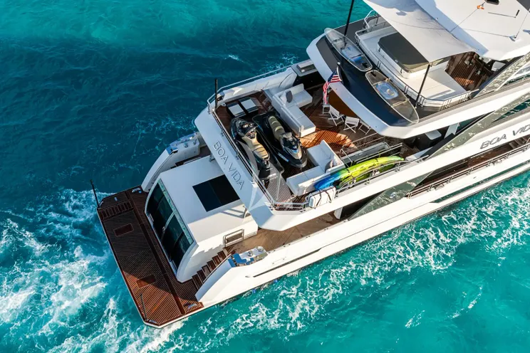 Charter Yacht BOA VIDA - Ocean Alexander 35R - 5 Cabins - Nassau - Exumas - Bahamas