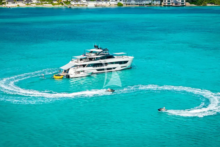 Charter Yacht BOA VIDA - Ocean Alexander 35R - 5 Cabins - Nassau - Exumas - Bahamas