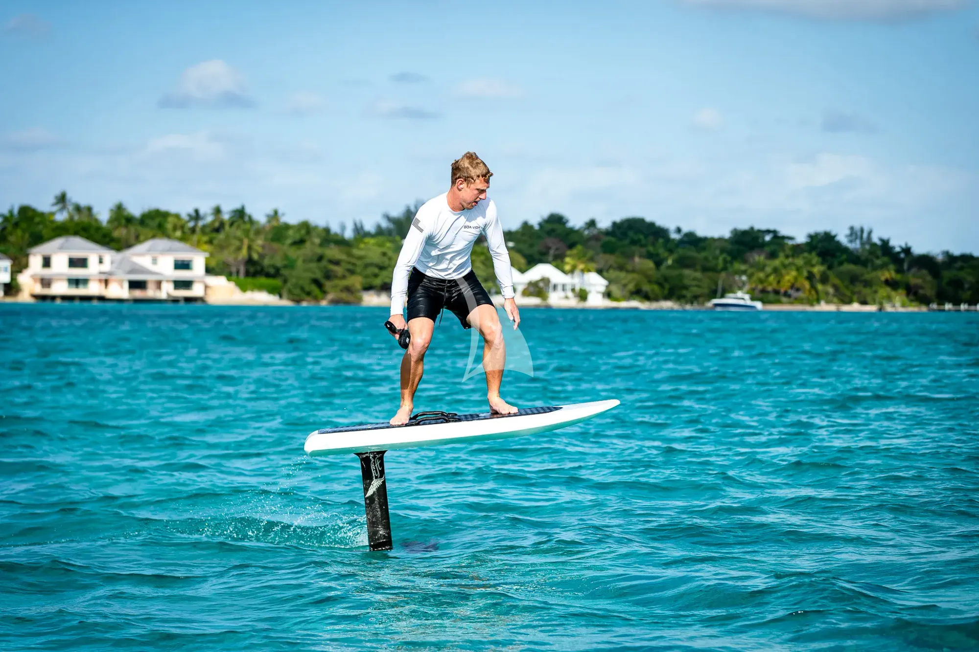 BOA VIDA Ocean Alexander 35R - e-Foiling